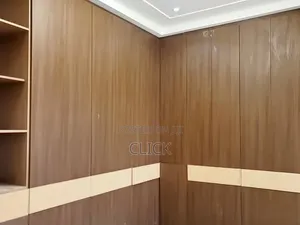 5bdrm Duplex in Muyenga, Makindye for rent