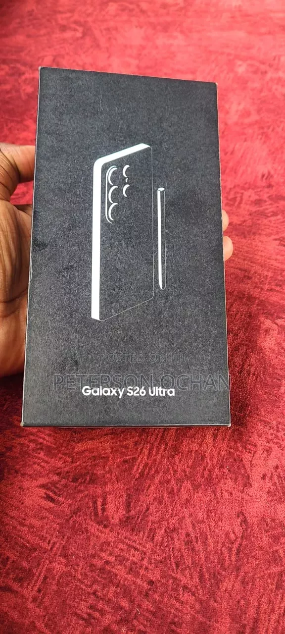 New Samsung Galaxy S26 Ultra 5G 256 GB Gold