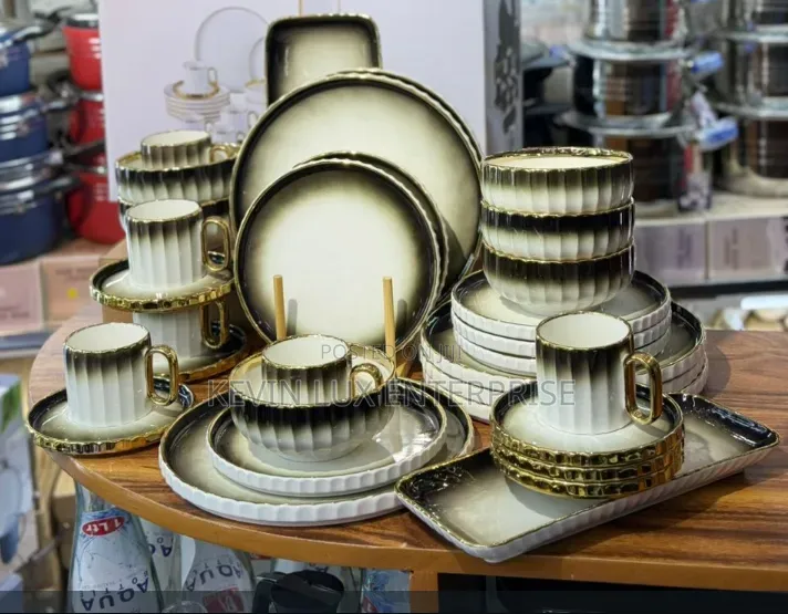 Dinner Set of 32 Pieces