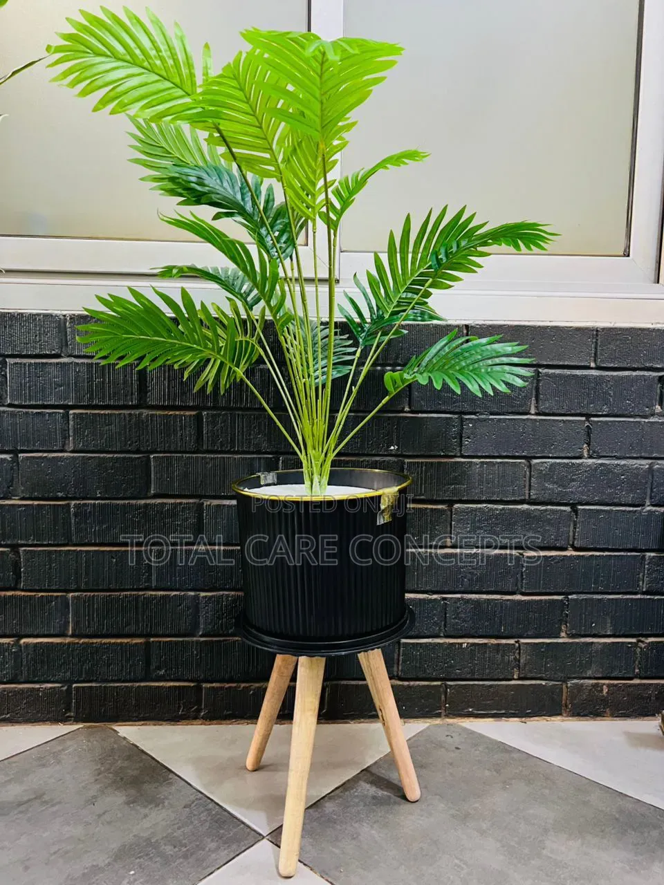 Modern Artificial Flowers Pots With Plants