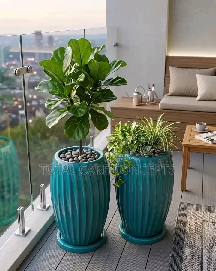 Classic Modern Indoor and Outdoor Flower Pots