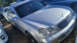 Mercedes-Benz C180 2006 Silver