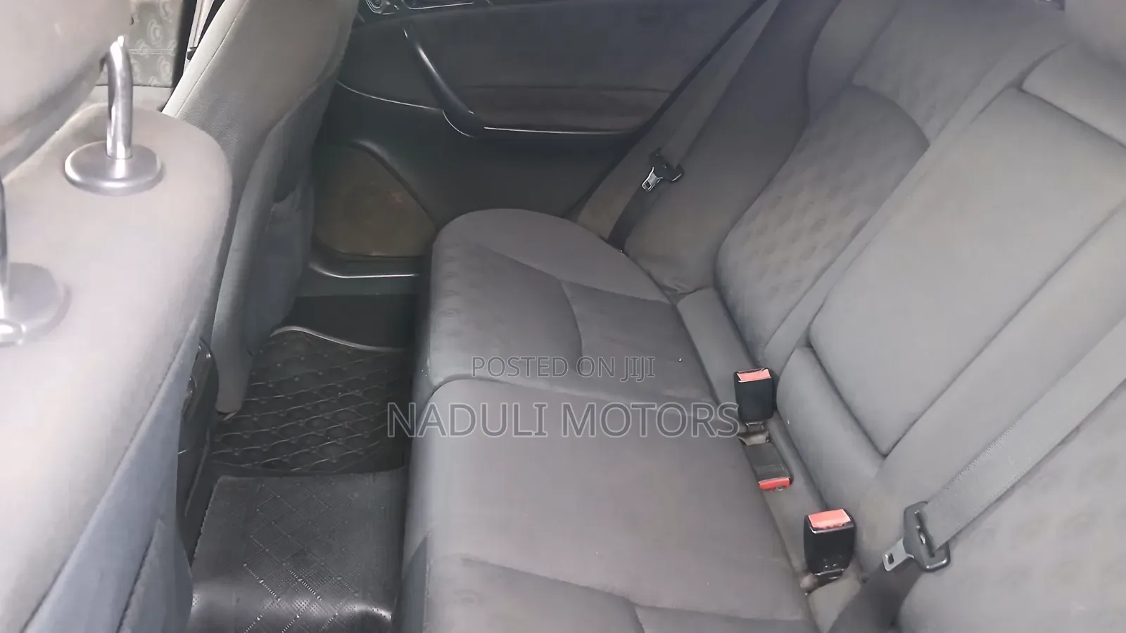 Mercedes-Benz C180 2006 Silver