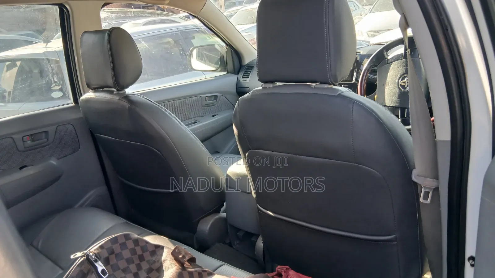 Toyota Hilux 2008 White