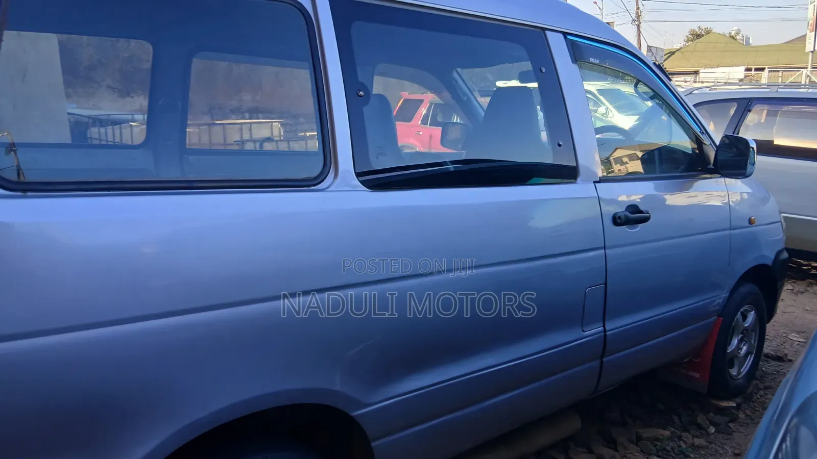 Toyota Noah 2002 Silver