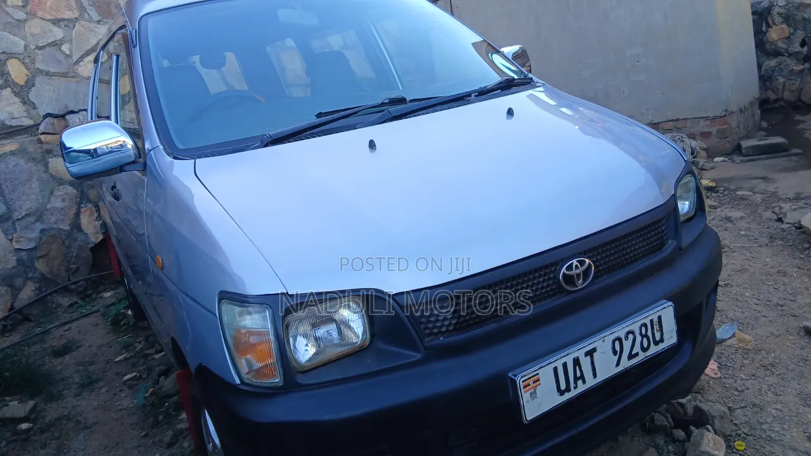 Toyota Noah 2002 Silver