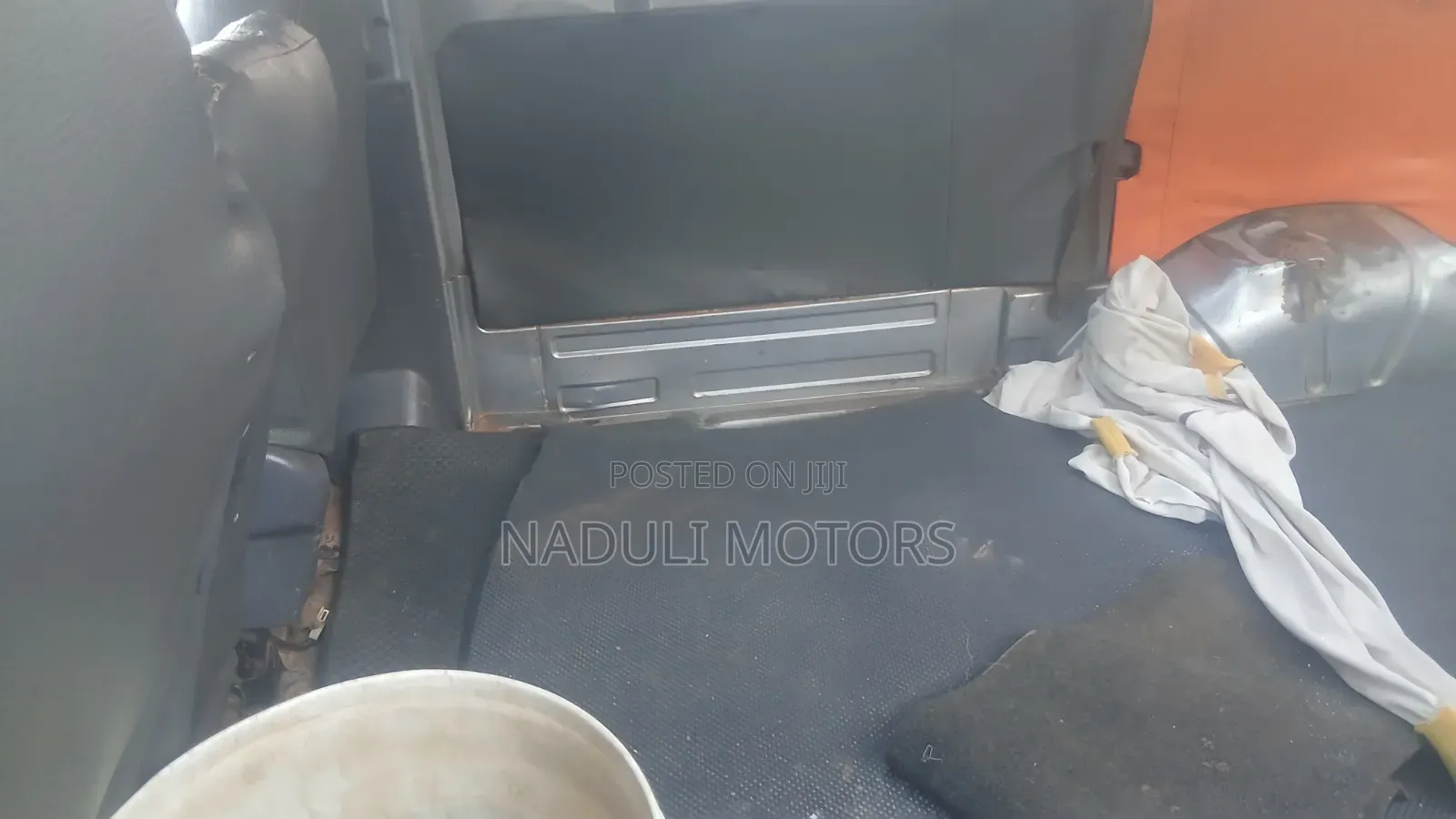 Toyota Noah 2002 Silver