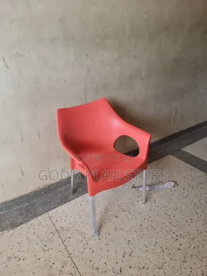Red Steel Legs Plastic Chairs Plastic Chairs