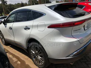Toyota Harrier 2020 White