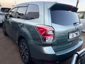 Subaru Forester 2017 Green
