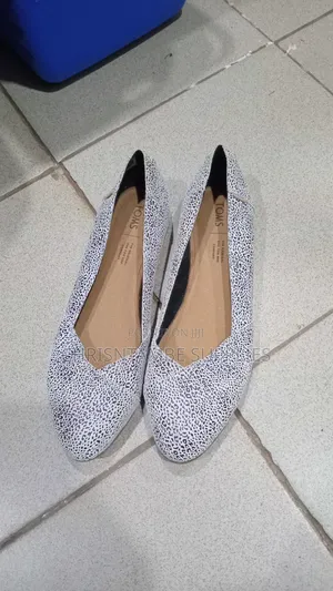 TOMS Ballet Flats Shoes