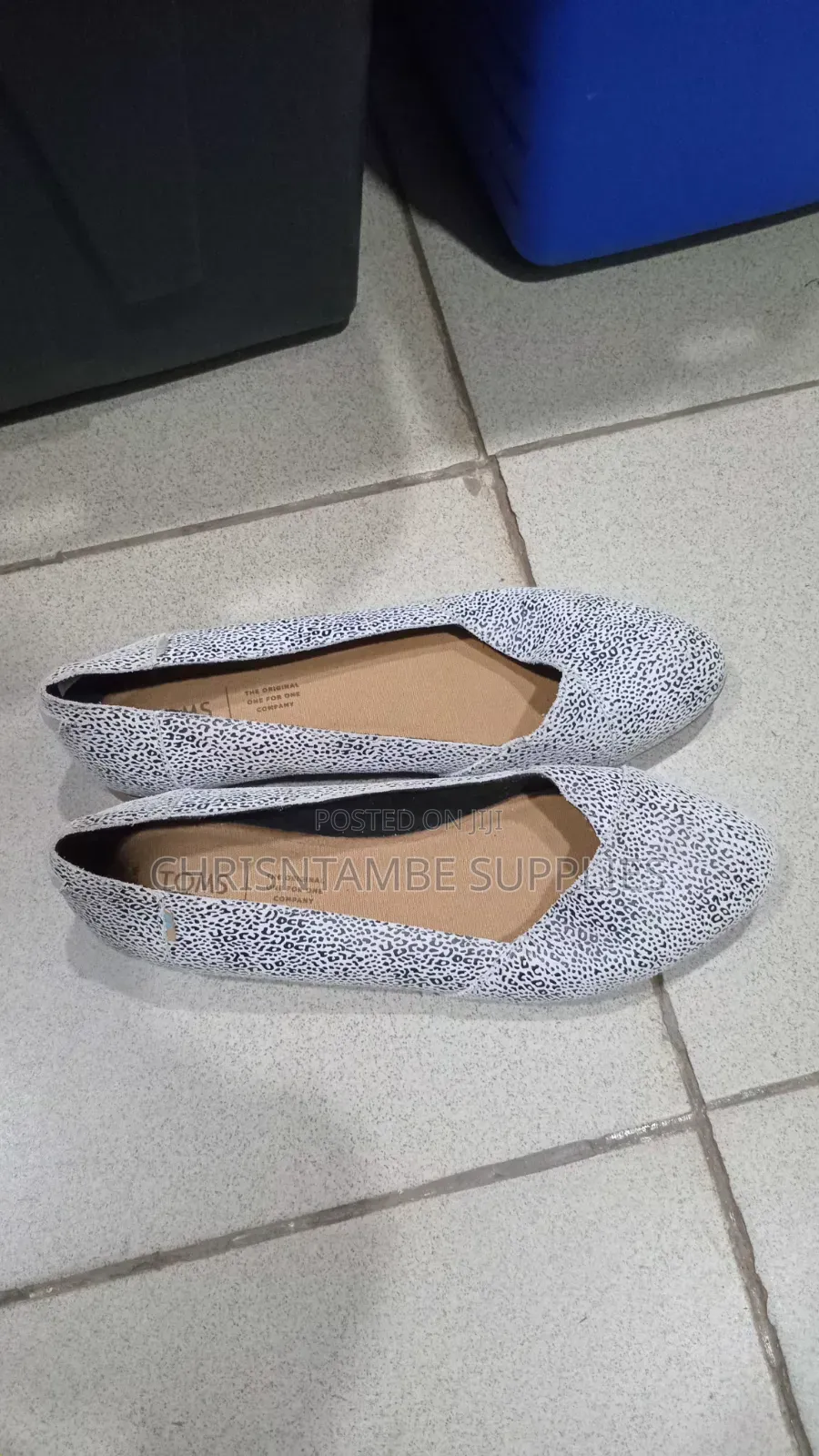 TOMS Ballet Flats Shoes
