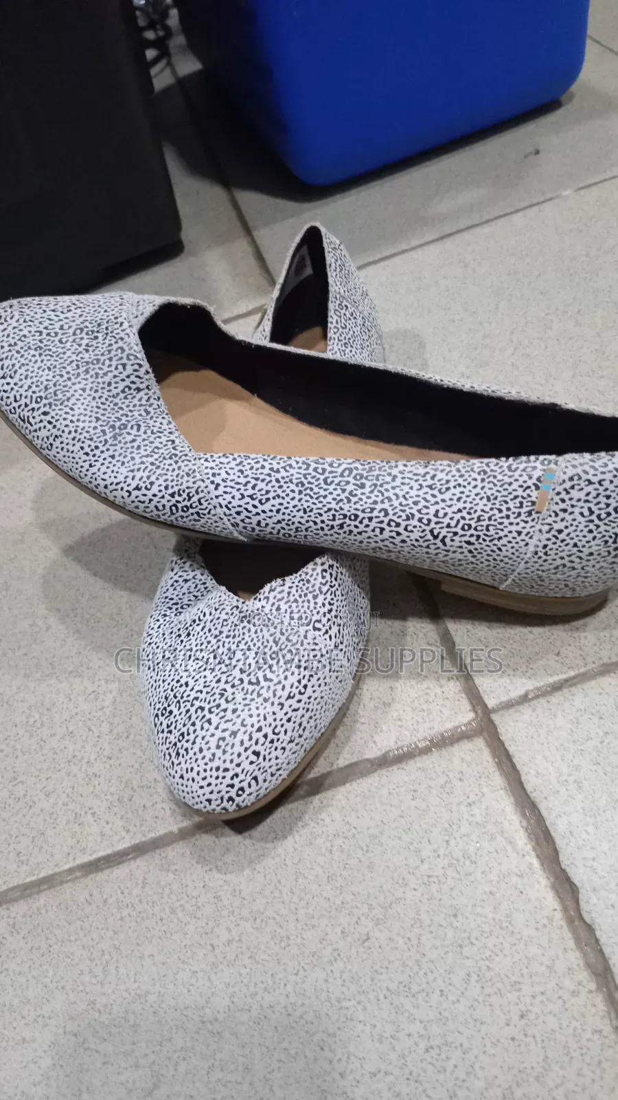 TOMS Ballet Flats Shoes