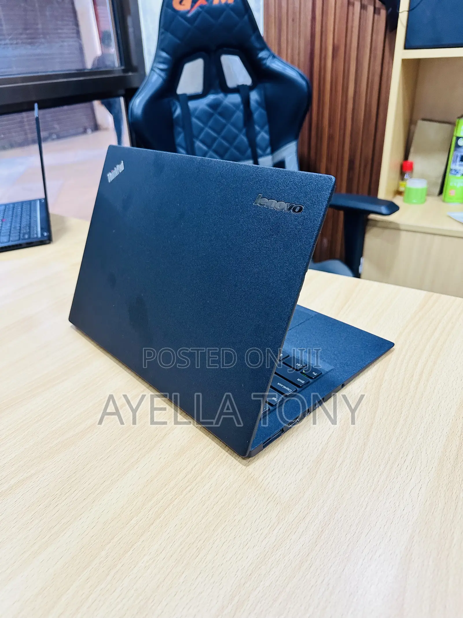 New Laptop Lenovo ThinkPad T490s 16GB Intel Core i7 SSD 512GB