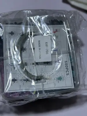 Retainer / Fastener Clips 680pcs