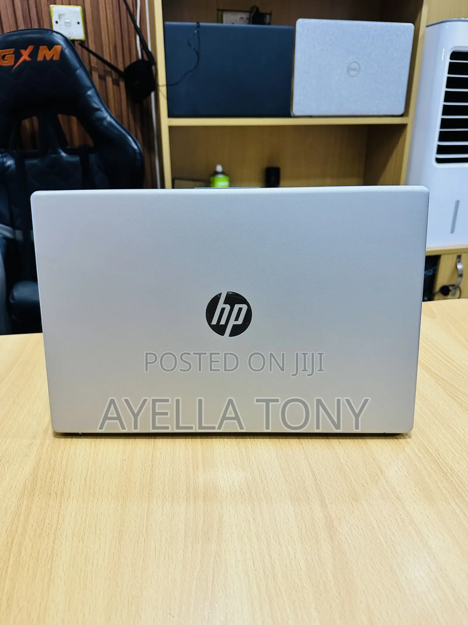 New Laptop HP Pavilion 15-cs3063cl 8GB Intel Core i5 SSD 512GB