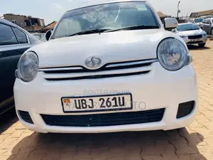 Toyota Sienta 2007