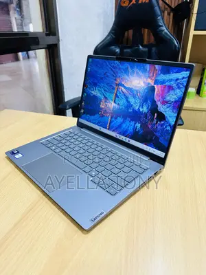 New Laptop Lenovo ThinkBook 14 G8 IAL 16GB Intel Core Ultra 7 SSD 512GB