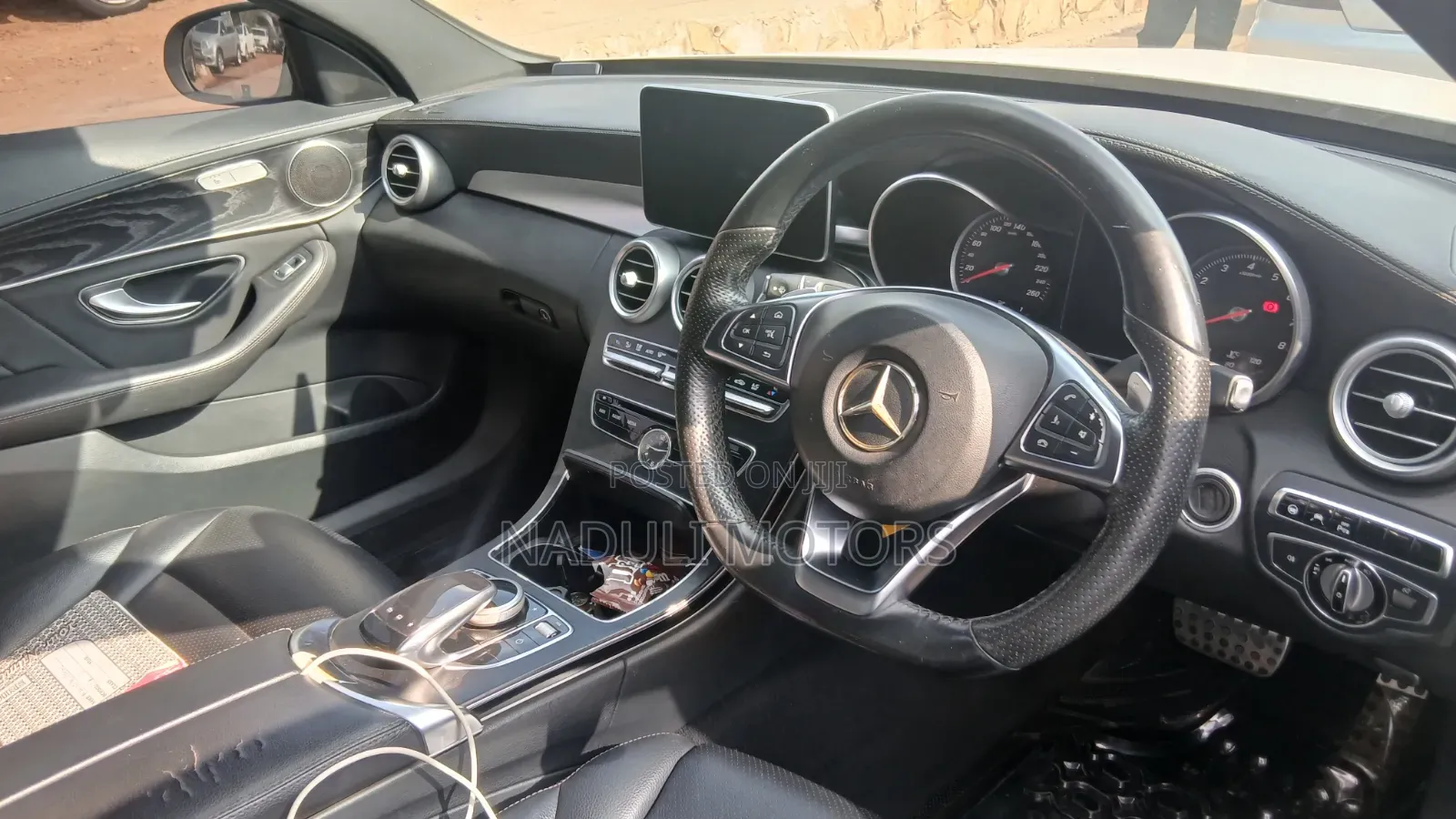 Mercedes-Benz C200 2015 White