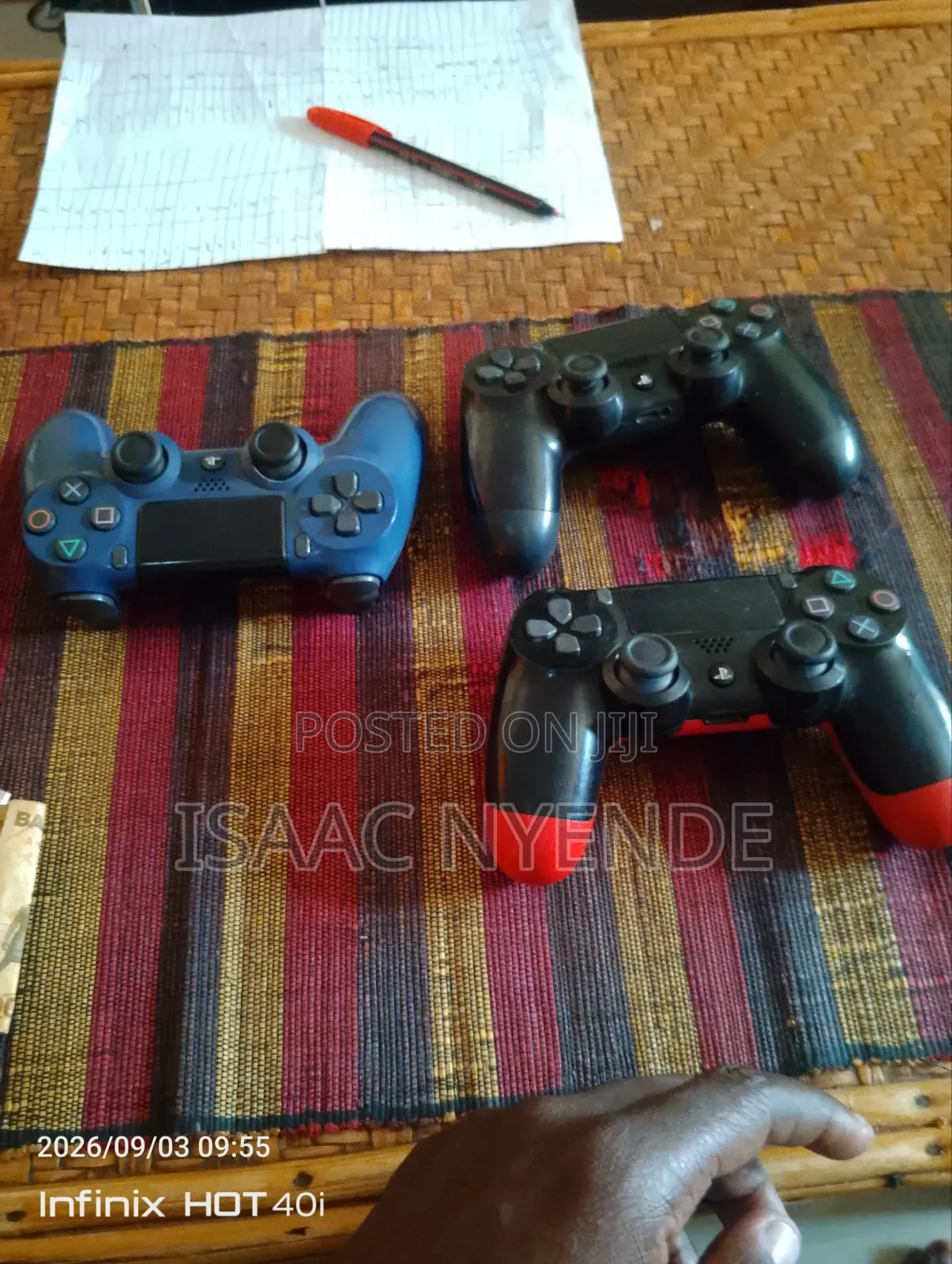 PS4 Controller