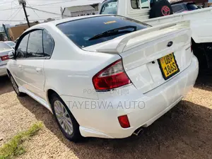 Subaru Legacy 2.0 G 2008