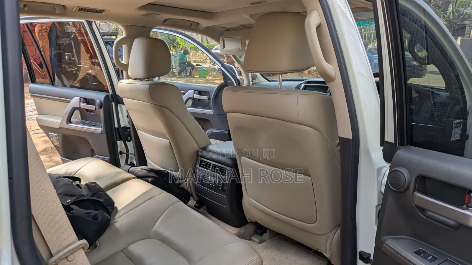 Toyota Land Cruiser 2012 White