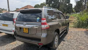 Toyota Land Cruiser Prado 2014