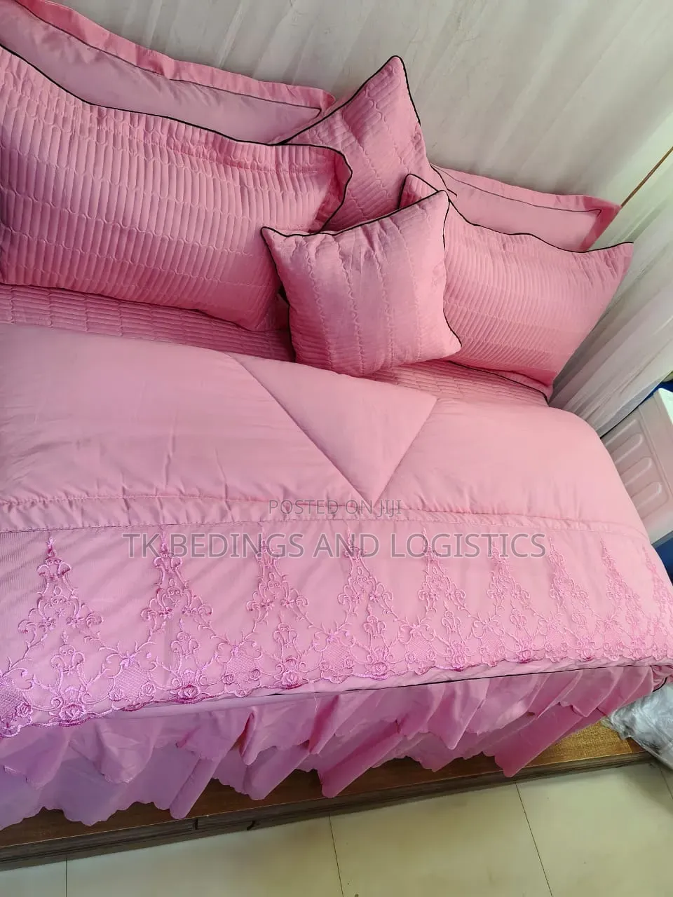 Linear 9 Piece Duvet
