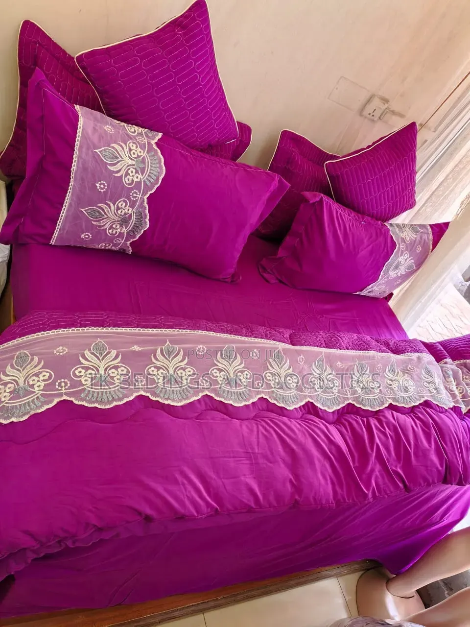 Linear 9 Piece Duvet