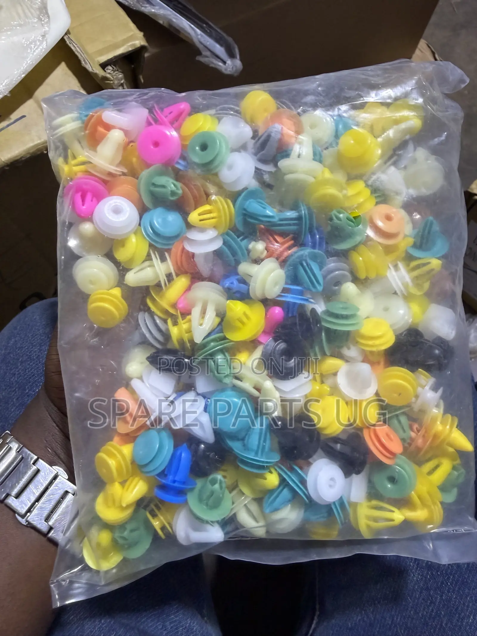 Retainer/ Fastener Clips for 200pcs