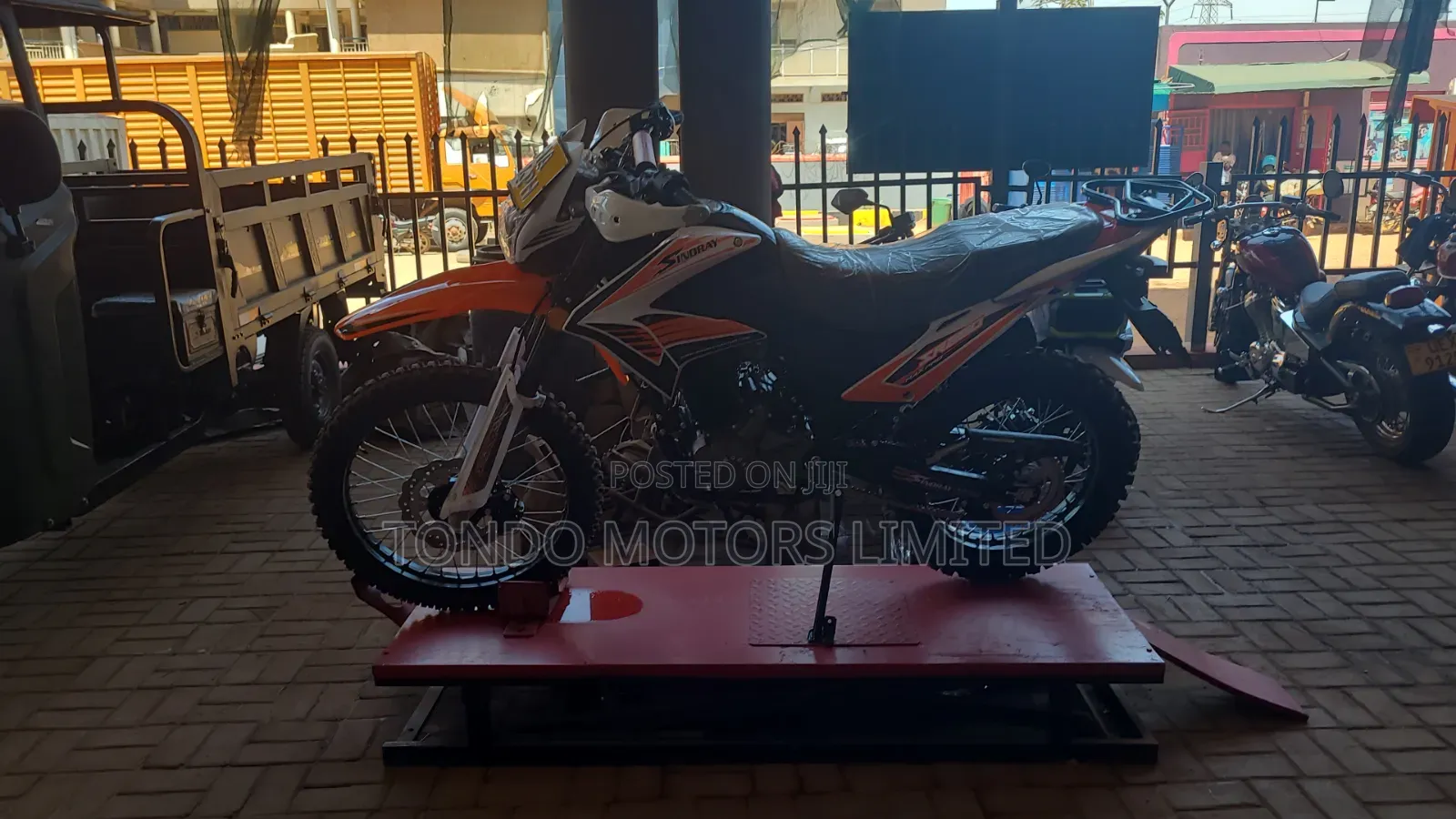 New Max-S 2026 Orange