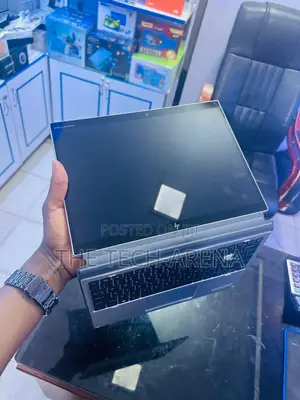 New Laptop HP X2 16GB Intel Core i7 SSD 512GB