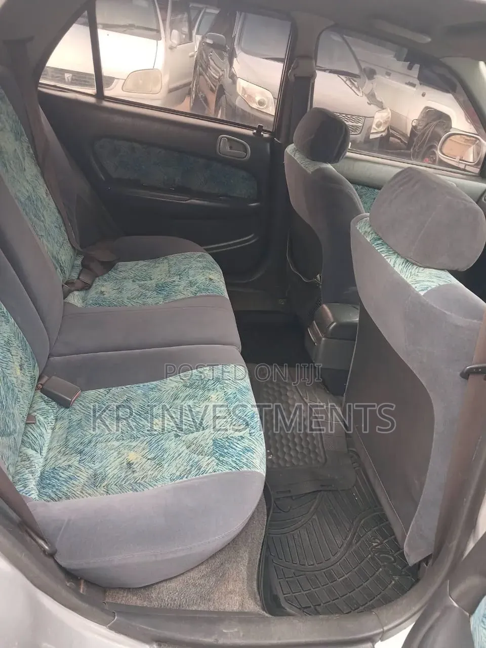 Toyota Carib 2000 Silver