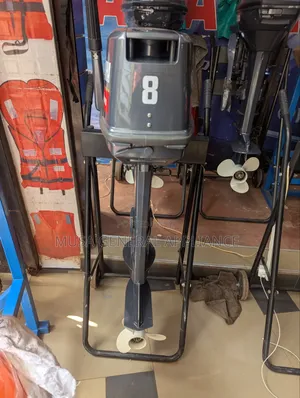 Yamaha Enduro 8HP 2-Stroke Outboard Boat Engine