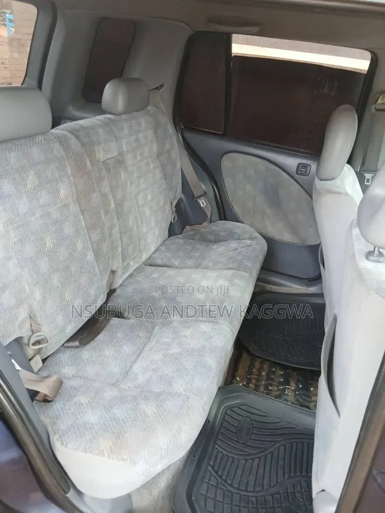 Toyota Raum 1998 Blue