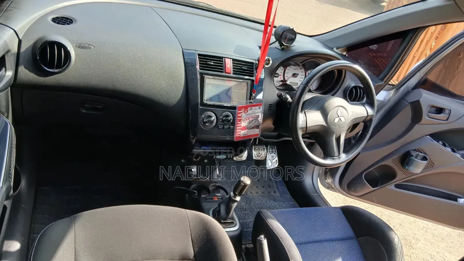 Mitsubishi Colt 2012 Gray