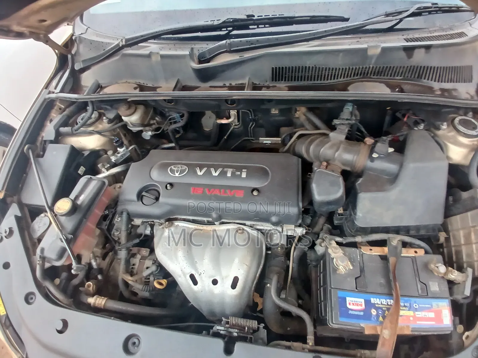 Toyota RAV4 2011 Gold