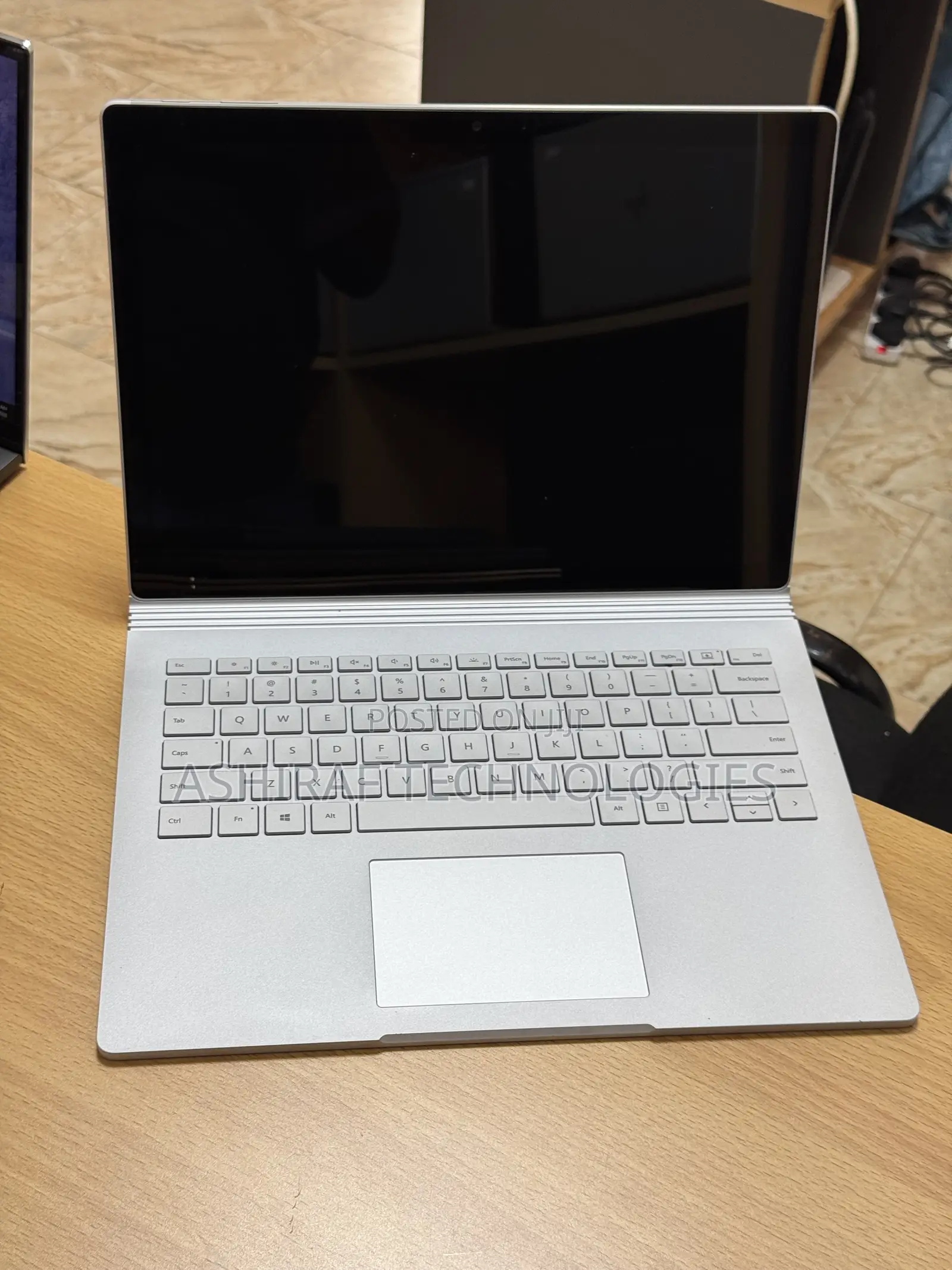 Laptop Microsoft Surface Book 2 8GB Intel Core i5 SSD 256GB