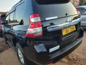 Toyota Land Cruiser Prado 2.7 2017 Black