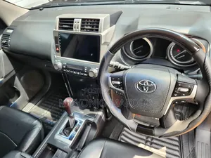 Toyota Land Cruiser Prado 2016 Black