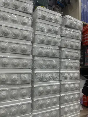 Adaptable Boxes 255*200*80
