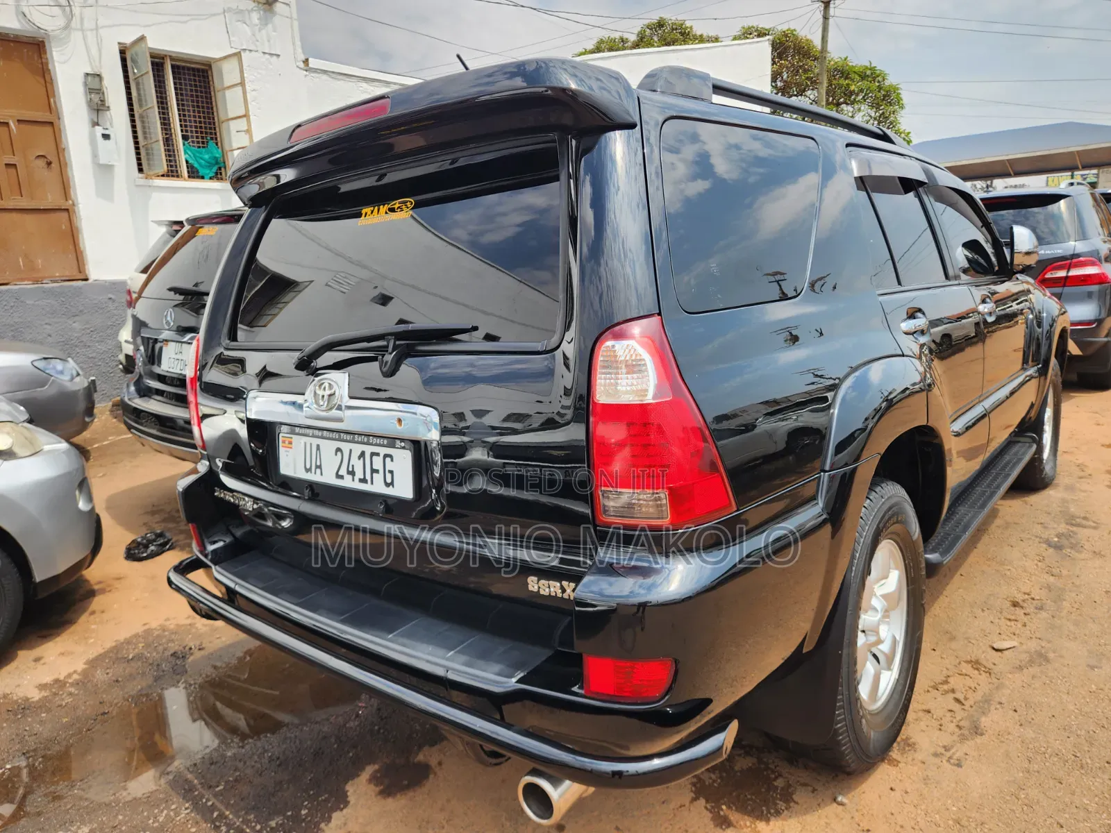 Toyota Hilux Surf 2006 Black