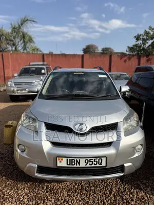 Toyota IST 2009 Silver