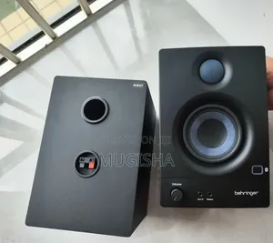 BEHRINGER Truth3.5BT Studio Monitors