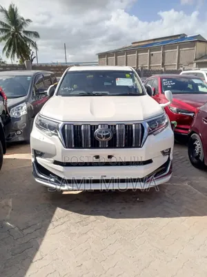Toyota Land Cruiser Prado 2018 White