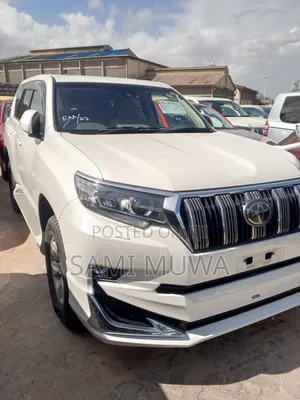 Toyota Land Cruiser Prado 2018 White