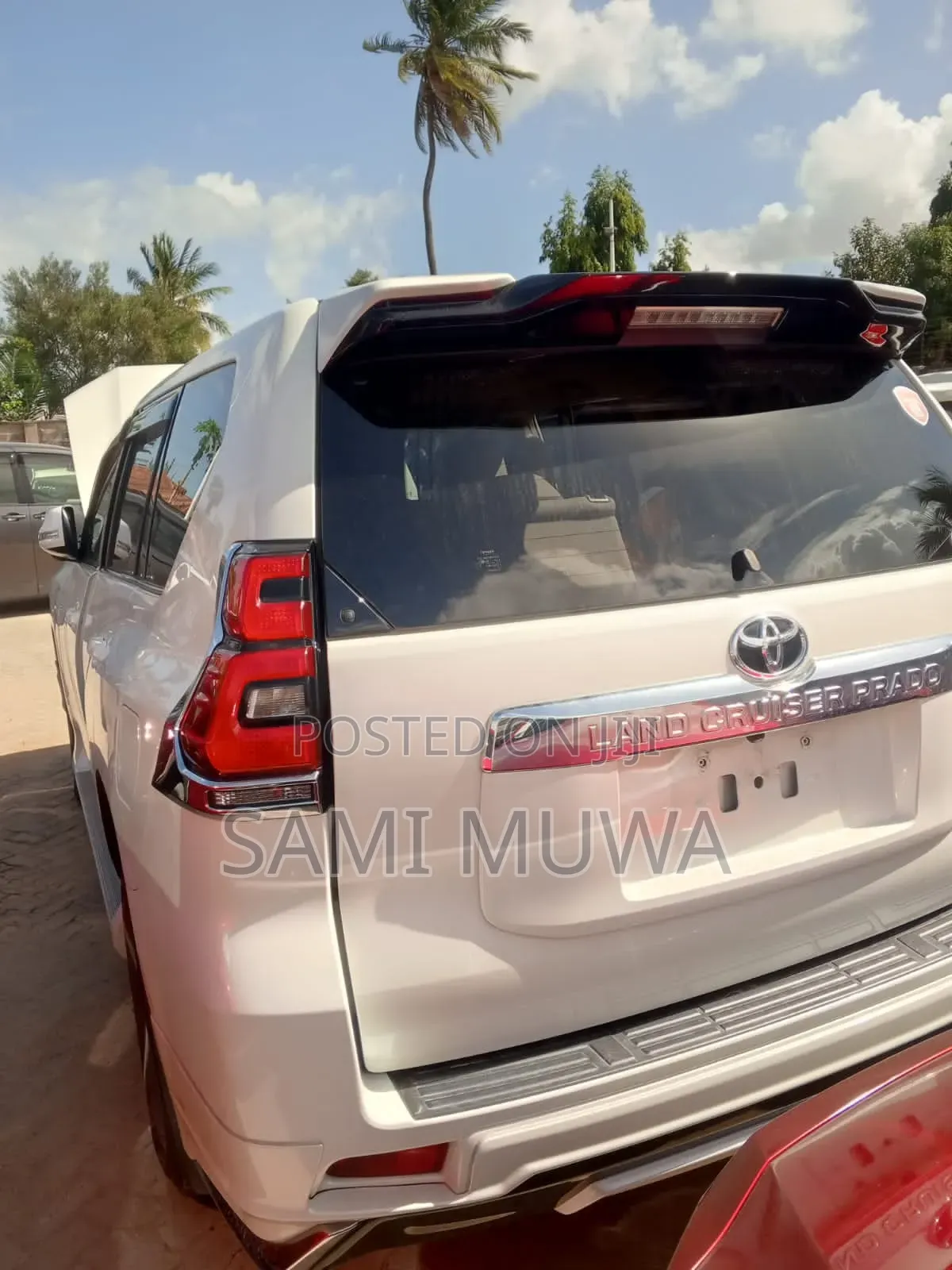 Toyota Land Cruiser Prado 2018 White