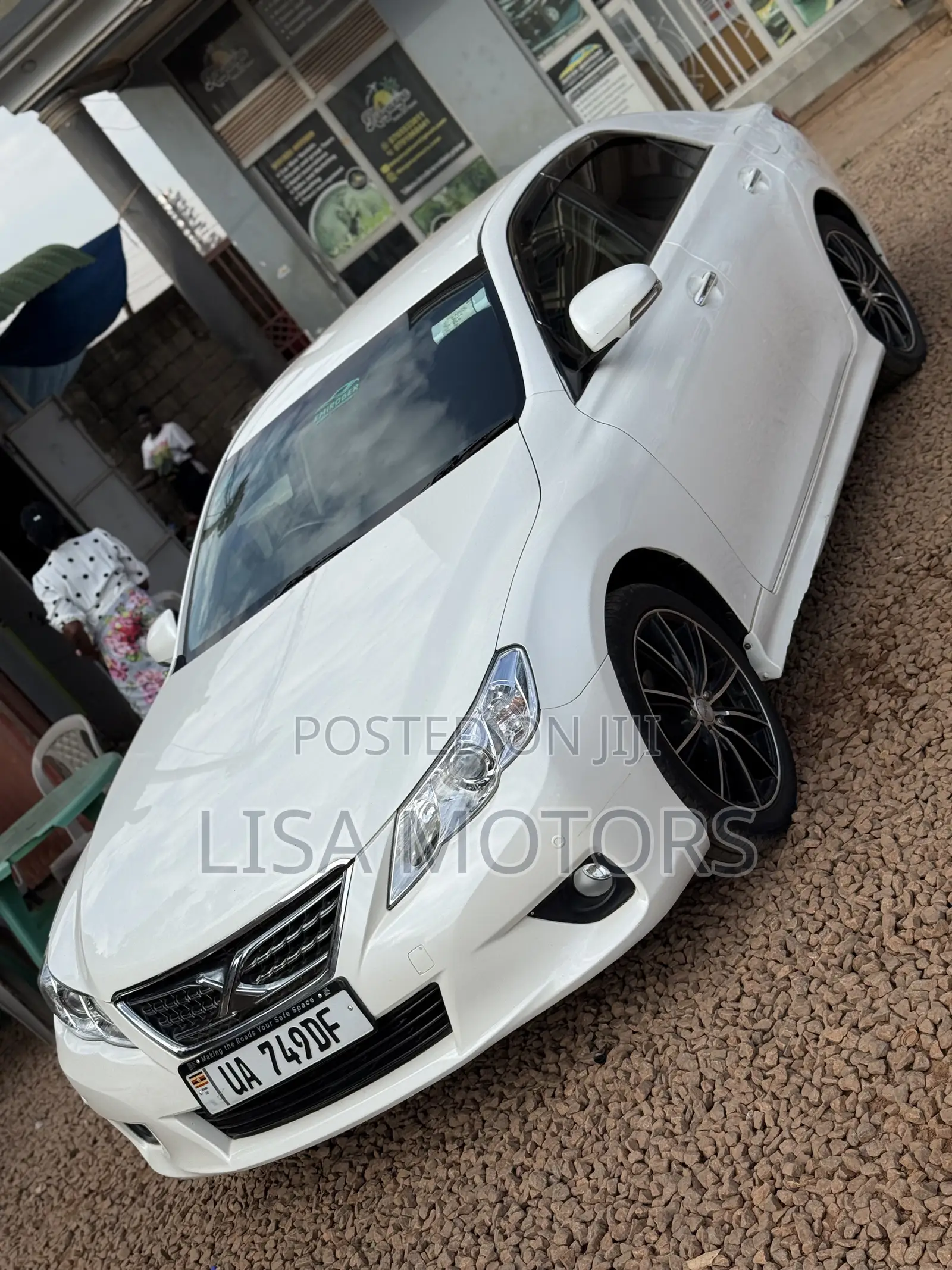Toyota Mark X 2.5 AWD 2011 White