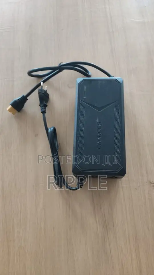 1500W Portable Power Station 25.6V 50Ah LiFePO4 Solar Generator