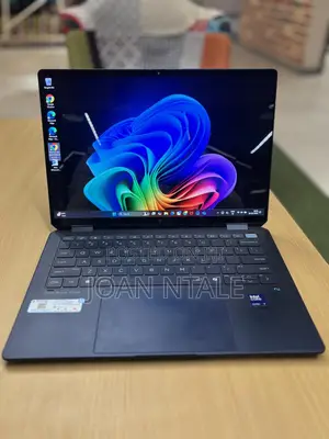 Laptop HP OmniBook Ultra Flip 14" 32GB Intel Core i7 SSD 1T
